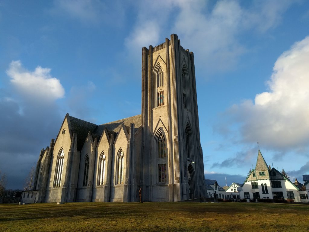 Katedrala Krista Kralja u Reykjavíku/Foto: Jbuatti via Wikimedia Commons 