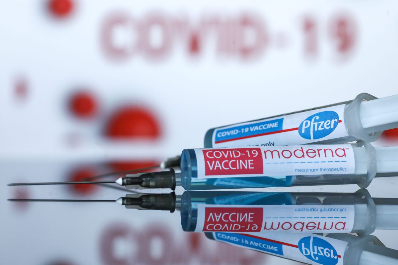 Ilustracije Pfizer i Moderna cjepiva protiv virusa Covid-19.
Photo: Armin Durgut/PIXSELL