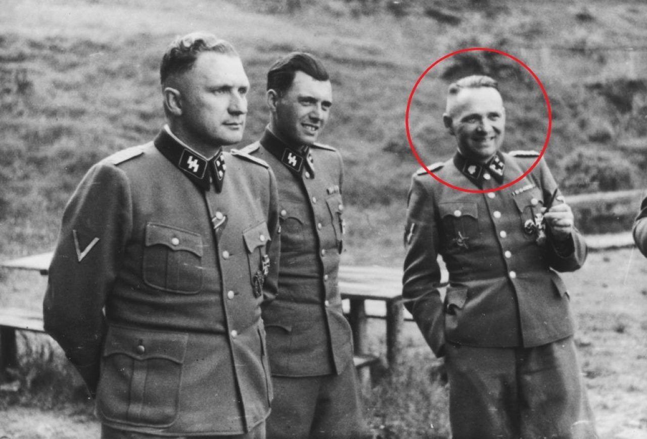 S desna na lijevo: Richard Baer (kasniji zapovjednik logora Auschwitz), dr. Josef Mengele i Rudolf Höss/Foto: Javna domena, Wikimedia Commons