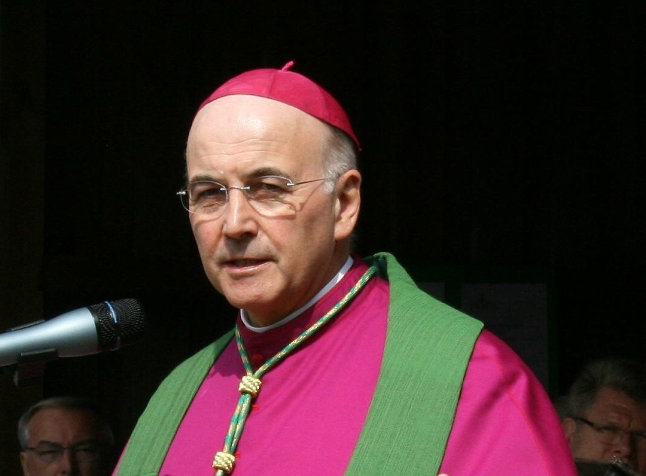 biskup Felix Genn, Foto:  Ruecki, via Wikimedia commons  CC BY-SA 3.0  

