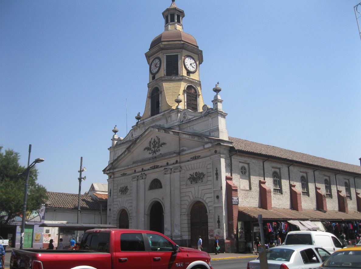 Čile, oskrvnuta crkva