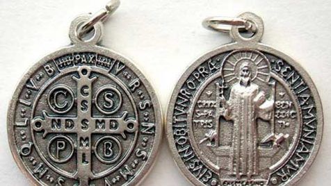 medaljica sv. benedikta