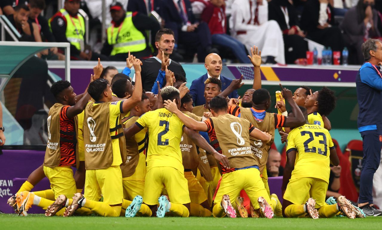 Igrači Ekvadora slave pogodak na utakmici protiv Katra/Foto: David Klein/NEWSCOM