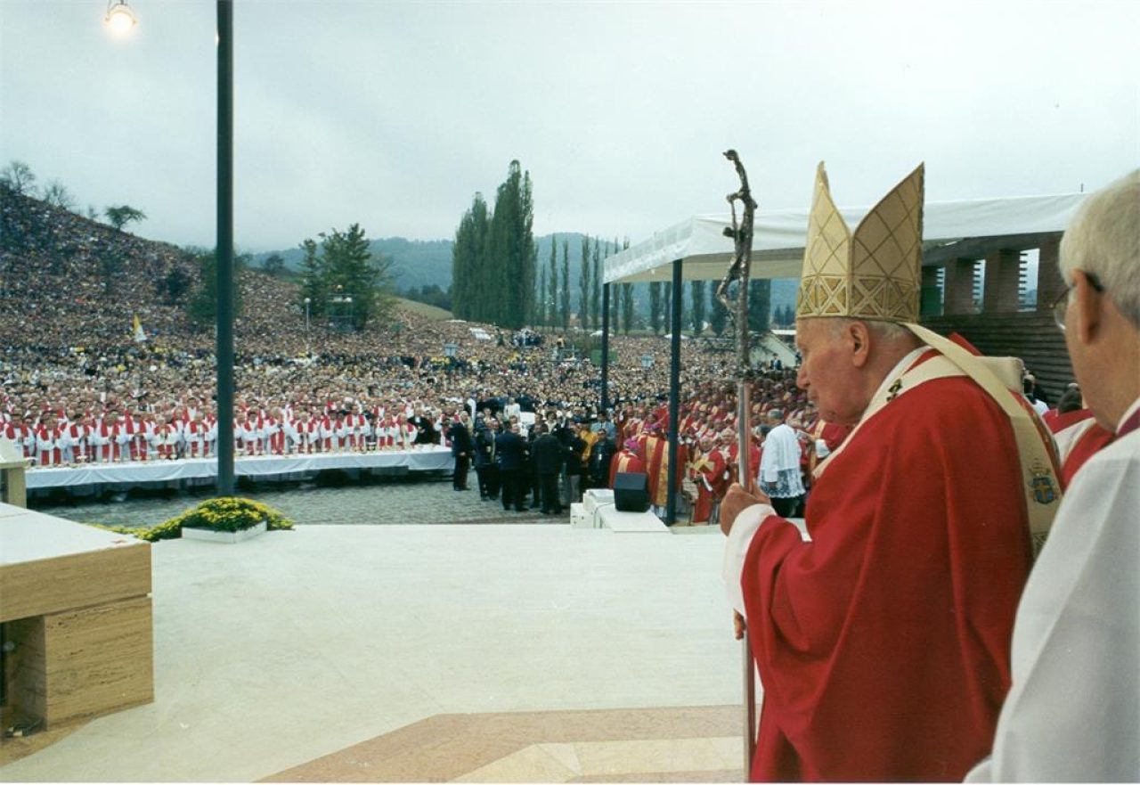 Sv. Ivan Pavao II. proglašava blaženim Alojzija Stepinca u Mariji Bistrici/Foto: Zagrebačka nadbiskupija