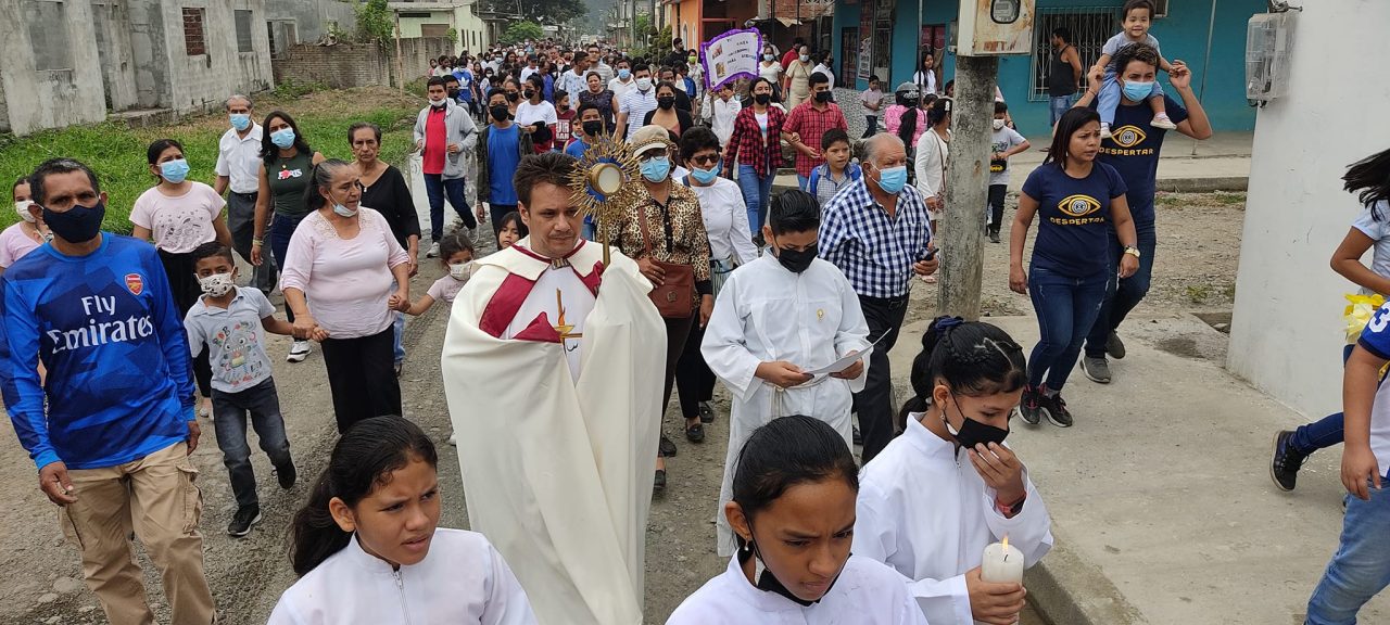 Foto: Papinska misijska djela u RH
